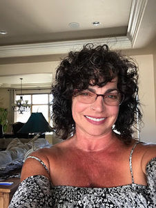 Meet your Posher, Lucia